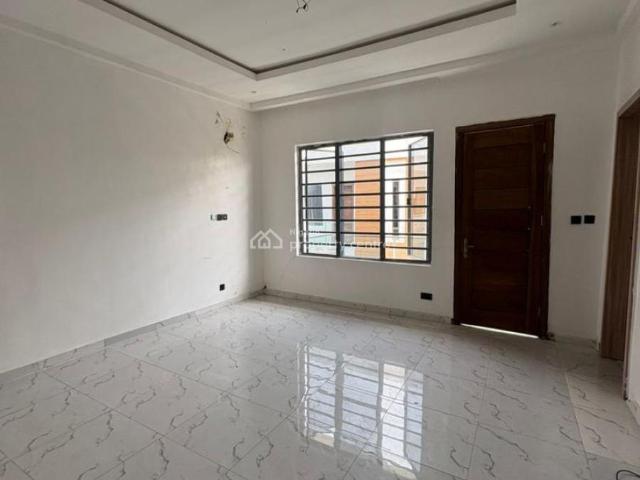 Flat for rent in Eti Osa, Lagos