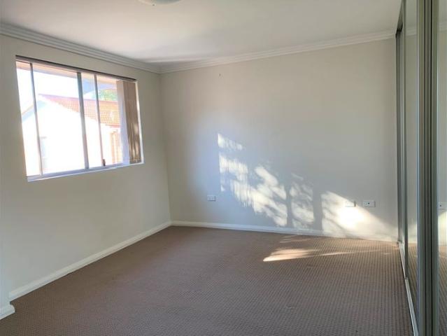 Townhouse for rent in Campsie, Sydney