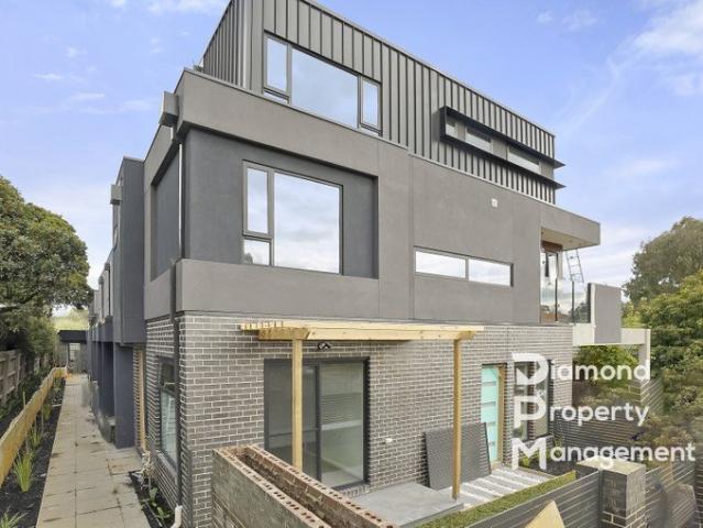 Townhouse for rent in Camerons Creek, Victoria