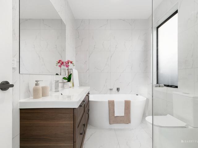 Townhouse for sale in Donvale, Melbourne