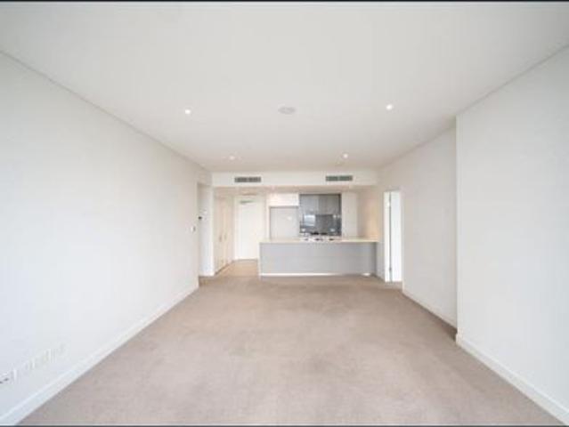 Apartment for rent in Lower North Shore, Sydney