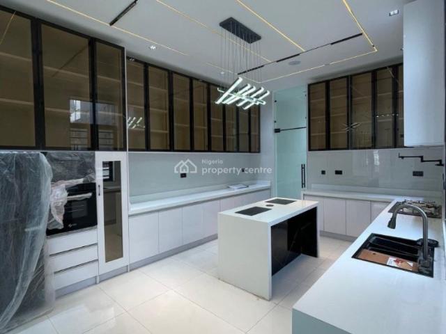 Detached duplex for sale in Lekki, Lagos