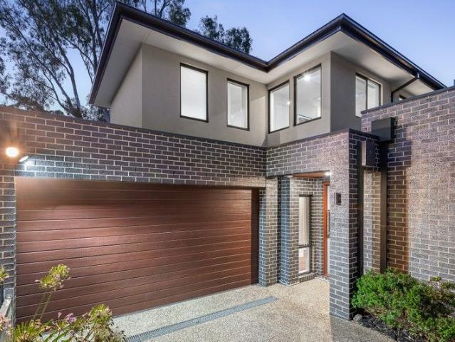 Townhouse for sale in Camerons Creek, Victoria