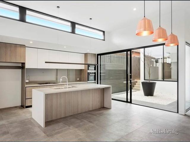Townhouse for rent in Camerons Creek, Victoria
