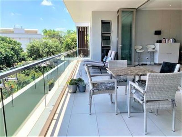 Apartment for sale in Sandton, City of Johannesburg Metropolitan Municipality