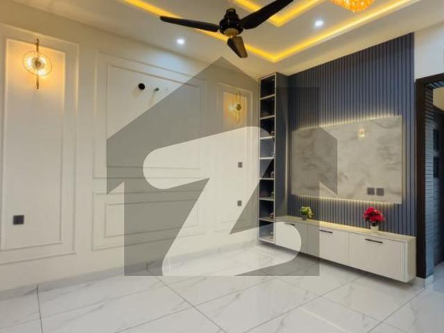 House for sale in تحصیل فیصل آباد شہر, فیصل آباد ڈویژن