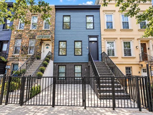 Detached House for sale in Bushwick, New York