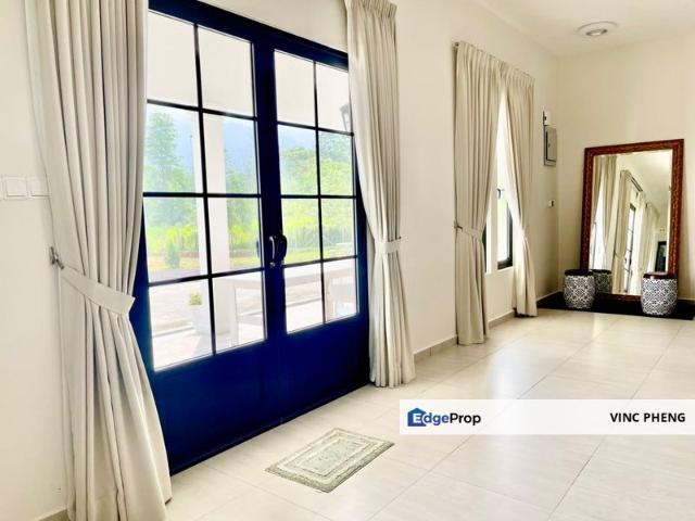 House for rent in Malaka