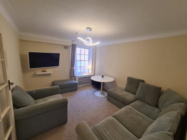 Apartment for rent in Paddington, Isle Of Man