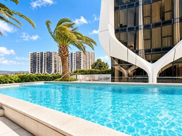 Apartment for rent in Mermaid Waters, Gold Coast City