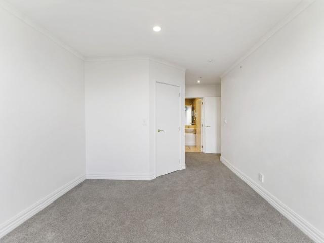 Apartment for rent in Newton, Auckland