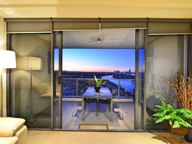 Apartment for rent in Surfers Paradise, Gold Coast City