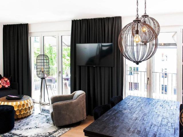 Apartment mieten in Einigen, Zürich
