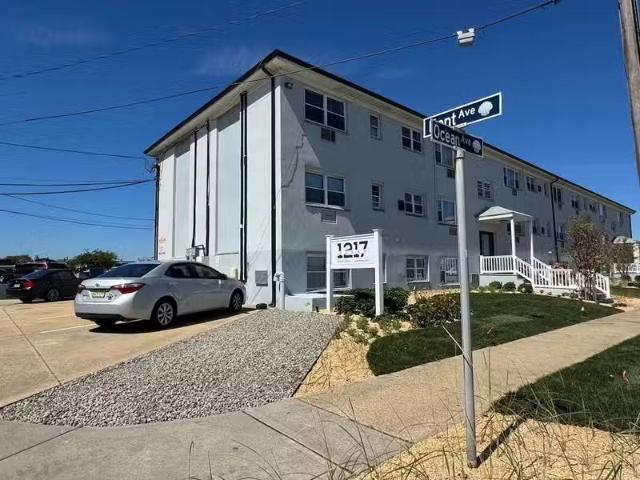 Condo for rent in Lakewood