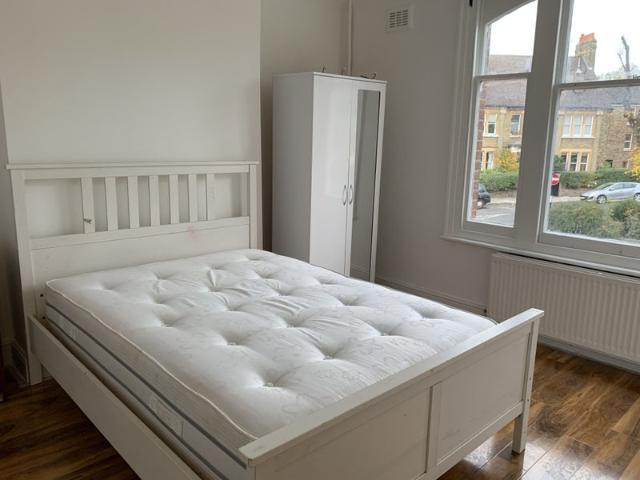 Apartment for rent in London Borough of Lewisham, Brockley