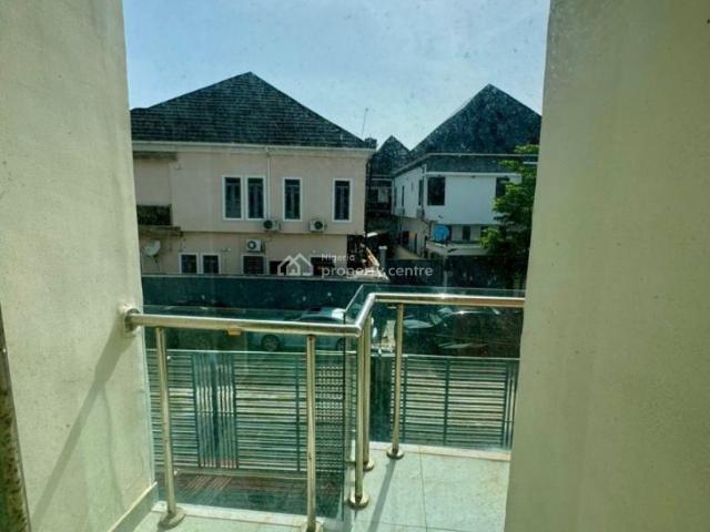 Flat for sale in Eti Osa, Lagos