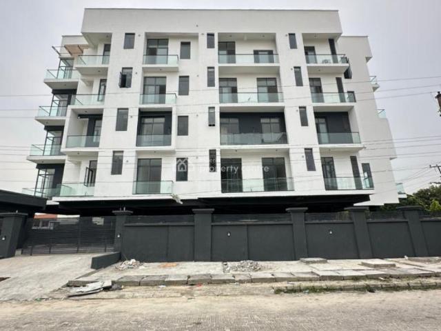 House for sale in Eti Osa, Lagos