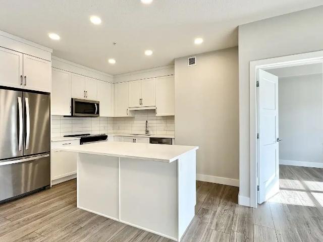 Condo for rent in Springbank Hill, Calgary