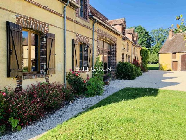 Maison vente à Auxerre, Saint-sauveur-en-puisaye