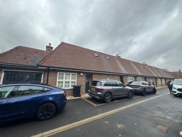 House for rent in Hampstead Garden Suburb, Greater London