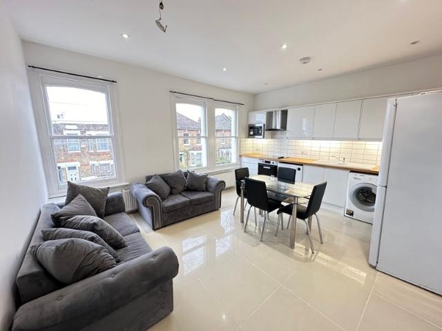 Apartment for rent in West Norwood, Greater London