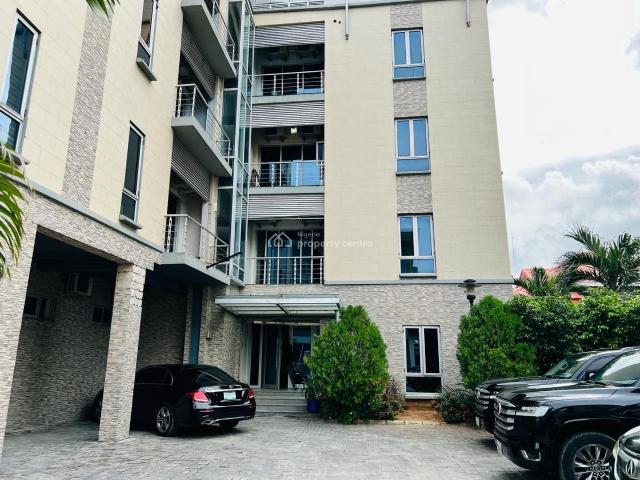 Flat for rent in Eti Osa, Lagos