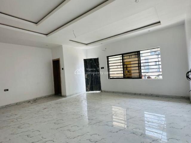 Flat for rent in Eti Osa, Lagos