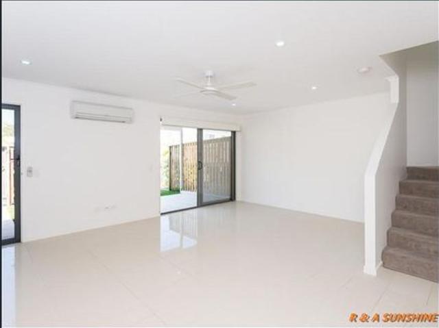 Townhouse for rent in Kings Creek, Queensland