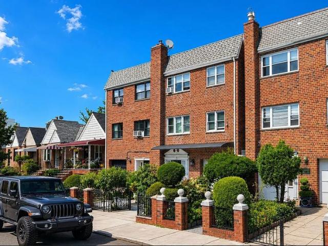 Detached House for rent in Queens, Arverne