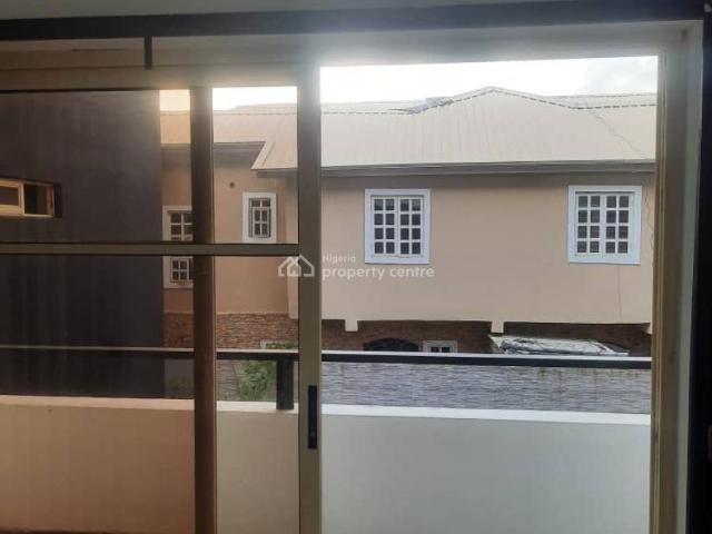 Flat for rent in Eti Osa, Lagos