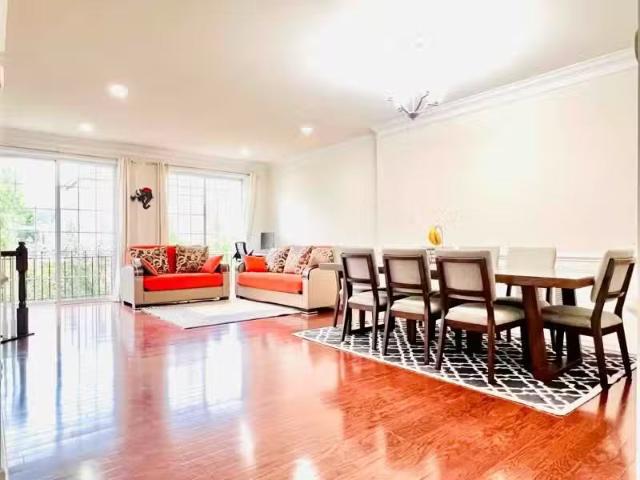 Condo for rent in Virginia