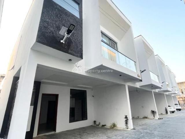 Detached house for sale in Eti Osa, Lagos