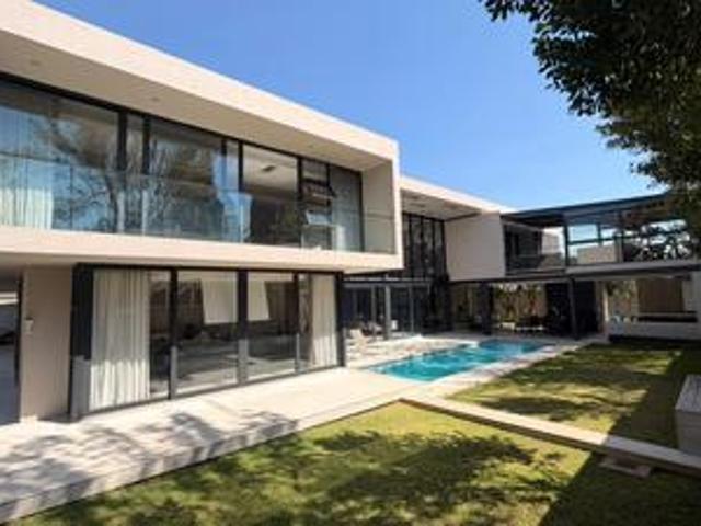 House for sale in Sandton, City of Johannesburg Metropolitan Municipality