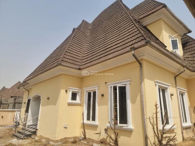 Detached duplex for rent in Abuja, Sokoto