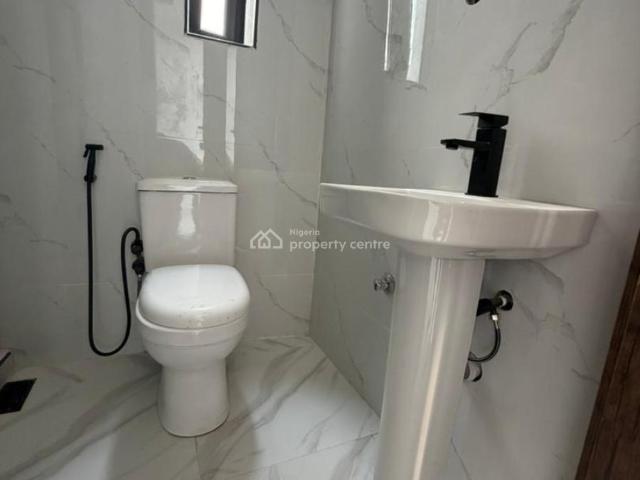 Duplex for sale in Eti Osa, Abuja