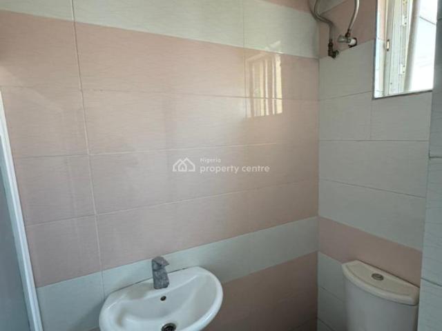 Duplex for rent in Eti Osa, Lagos