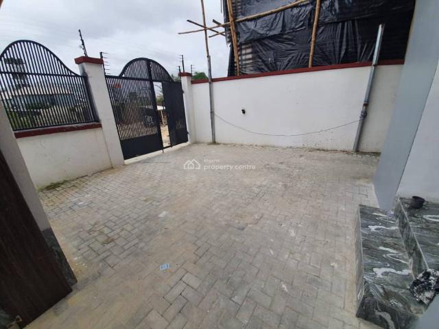 Duplex for sale in Eti Osa, Lagos