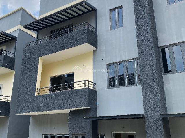 Detached house for sale in Wuse, Abuja