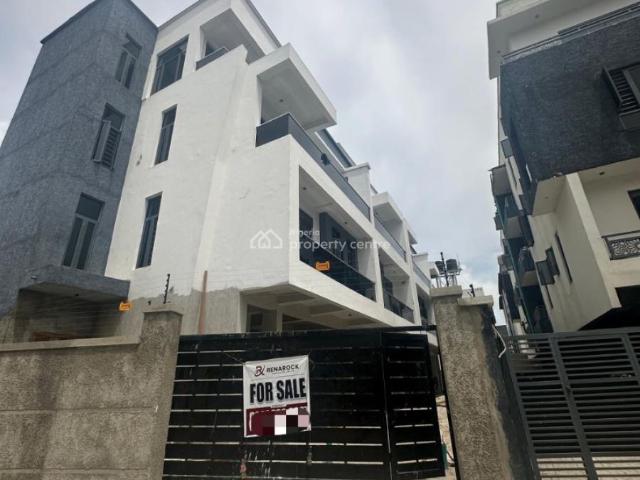Detached house for sale in Eti Osa, Lagos