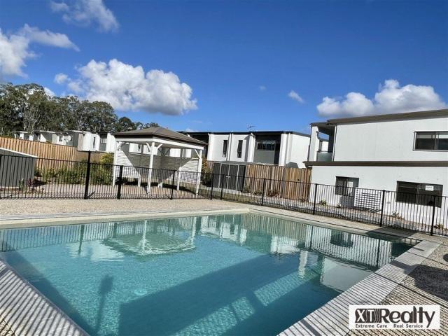 Townhouse for rent in Toombul, Queensland
