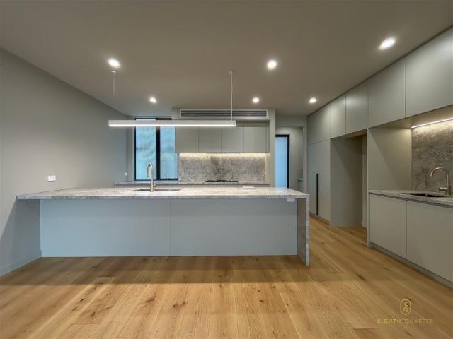 Townhouse for rent in Laburnum, Melbourne