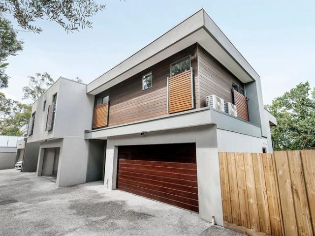 Townhouse for rent in Camerons Creek, Victoria