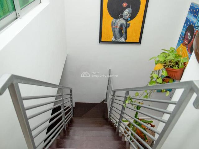 Flat for sale in Lekki, Lagos