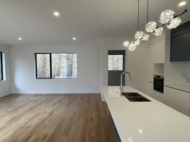 House for rent in Whangaparaoa