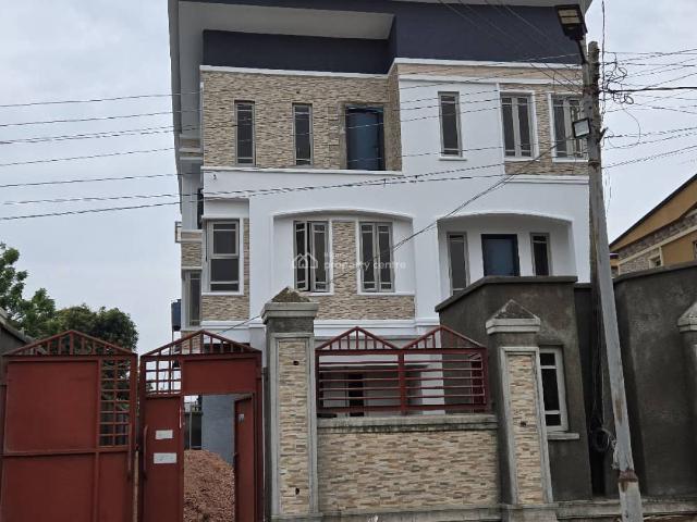 Detached duplex for sale in Alimosho, Abuja
