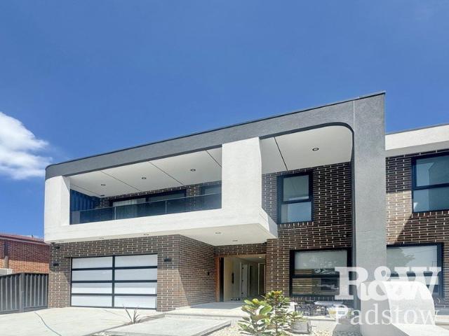 Duplex for rent in Revesby, Sydney