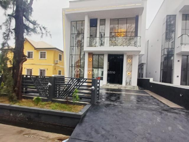 House for sale in Eti Osa, Lagos