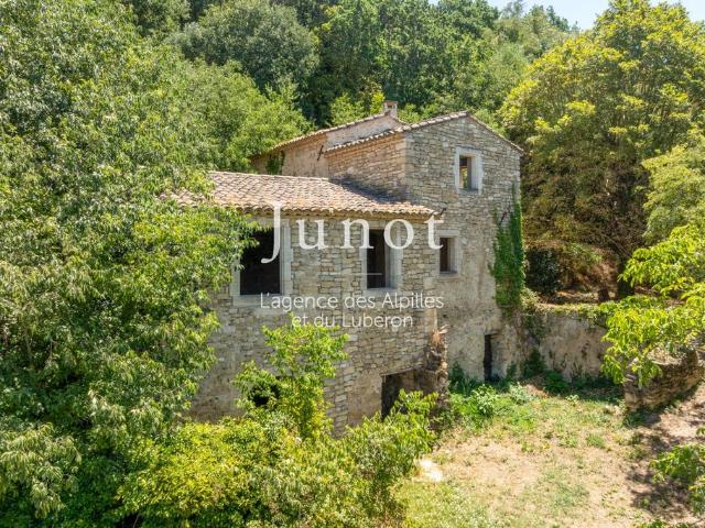 Maison vente à Apt, Ménerbes