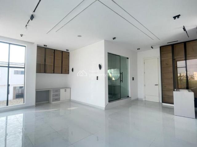 House for sale in Eti Osa, Lagos