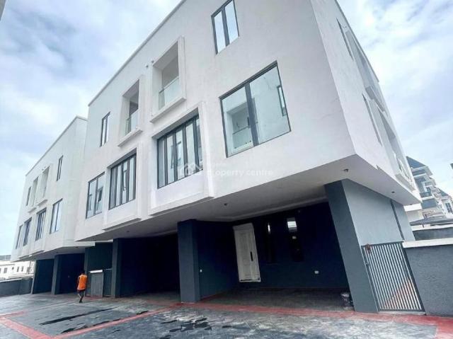 House for sale in Eti Osa, Lagos